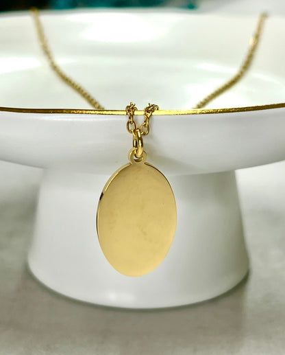 Oval Pendant Necklace